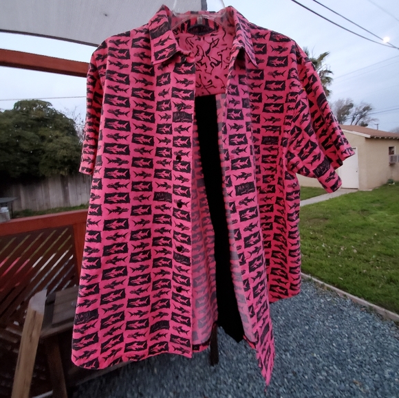 Maui and Son's Men's Short Sleeve Shirt. Hot Pink/Black. Homemade. LNPWC. - Picture 2 of 15